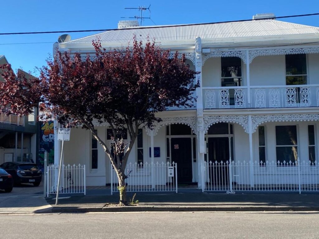 Street view of the location to easily find the 50 Green St Windsor